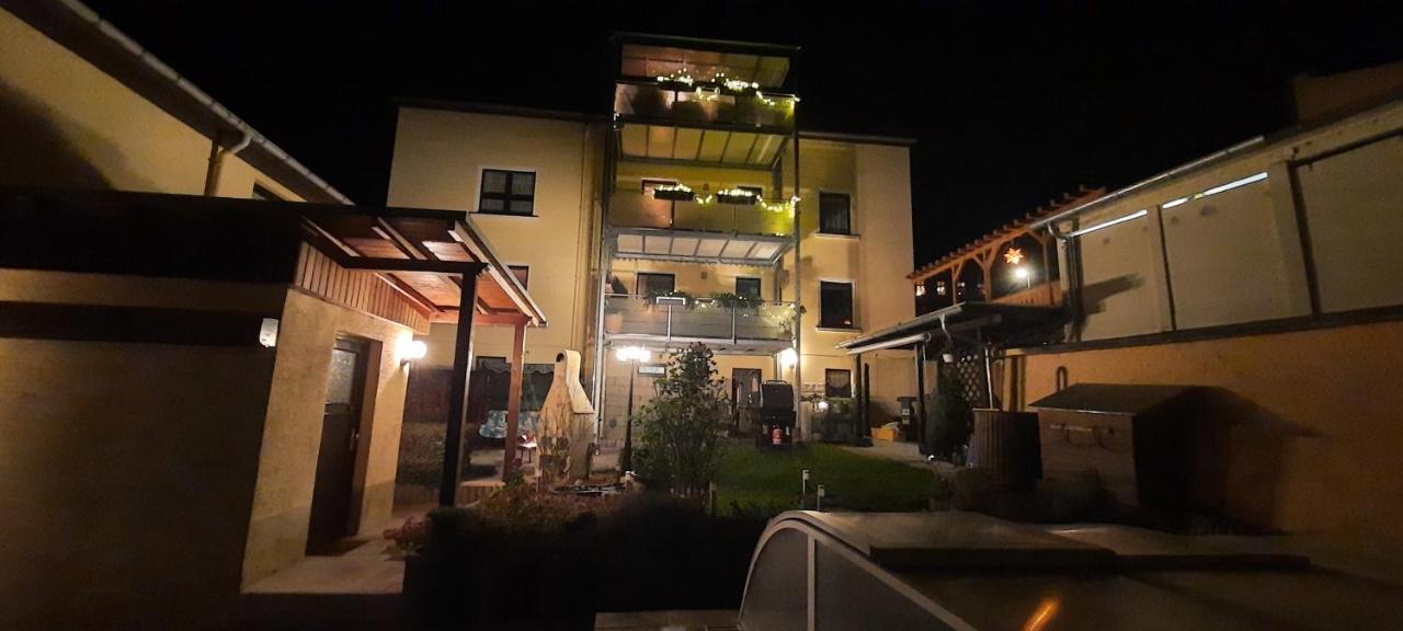 Ferienhaus Und Ferienwohnung Buettner ラートマンスドルフ エクステリア 写真