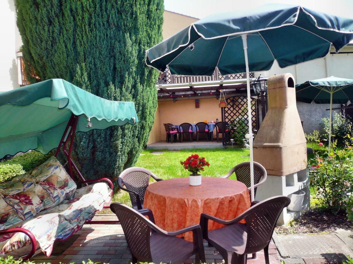 Ferienhaus Und Ferienwohnung Buettner ラートマンスドルフ エクステリア 写真